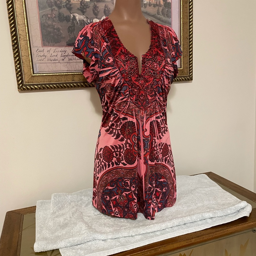 One World Small BEAUTIFUL Top